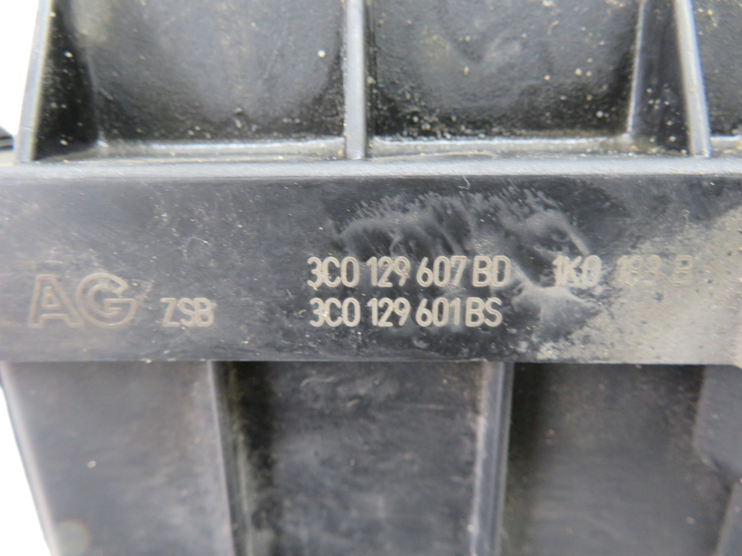 VOLKSWAGEN VW GOLF MK6 2.0 TDI STOCK AIR FILTER BOX AFM 3C0129607BD 2009-2013