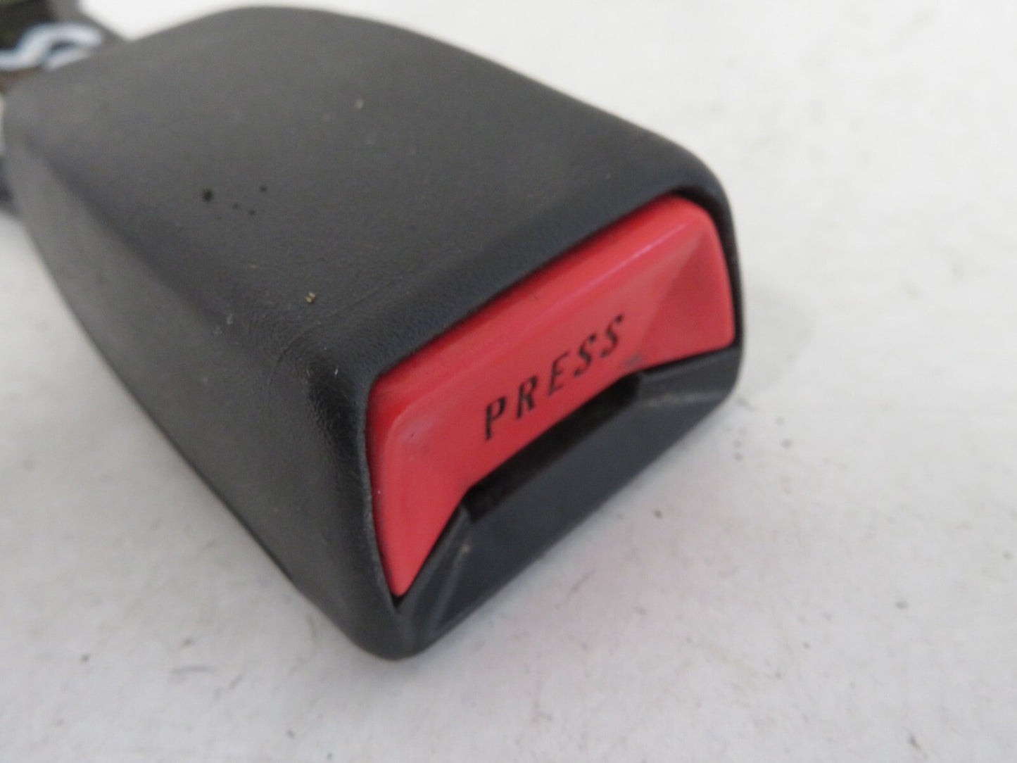 MITSUBISHI FTO OS DRIVER SEAT BELT BUCKLE MIX1710-17