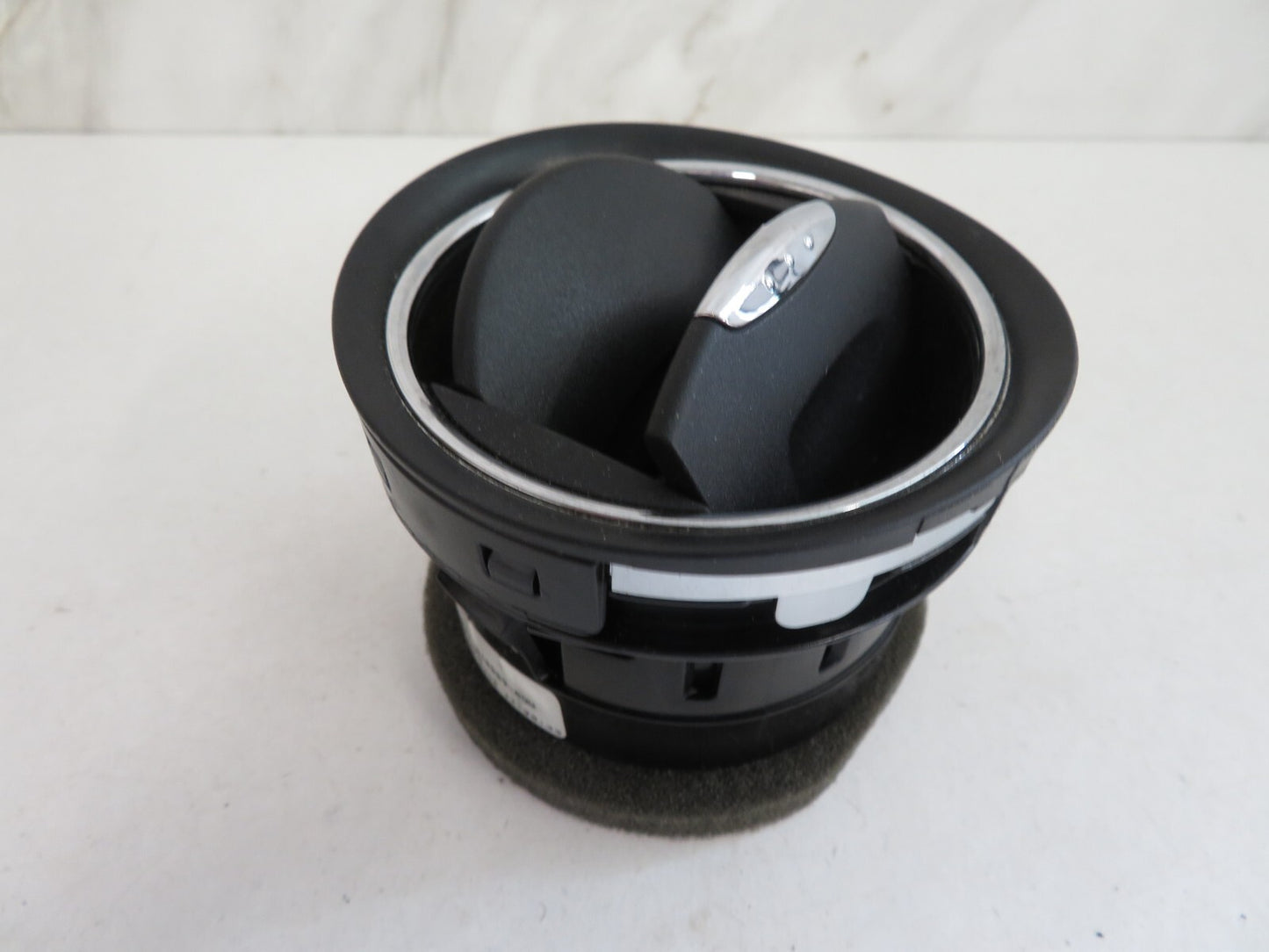 FORD GALAXY MK3 DASHBOARD AIR VENT 2006-2010 A1110-12