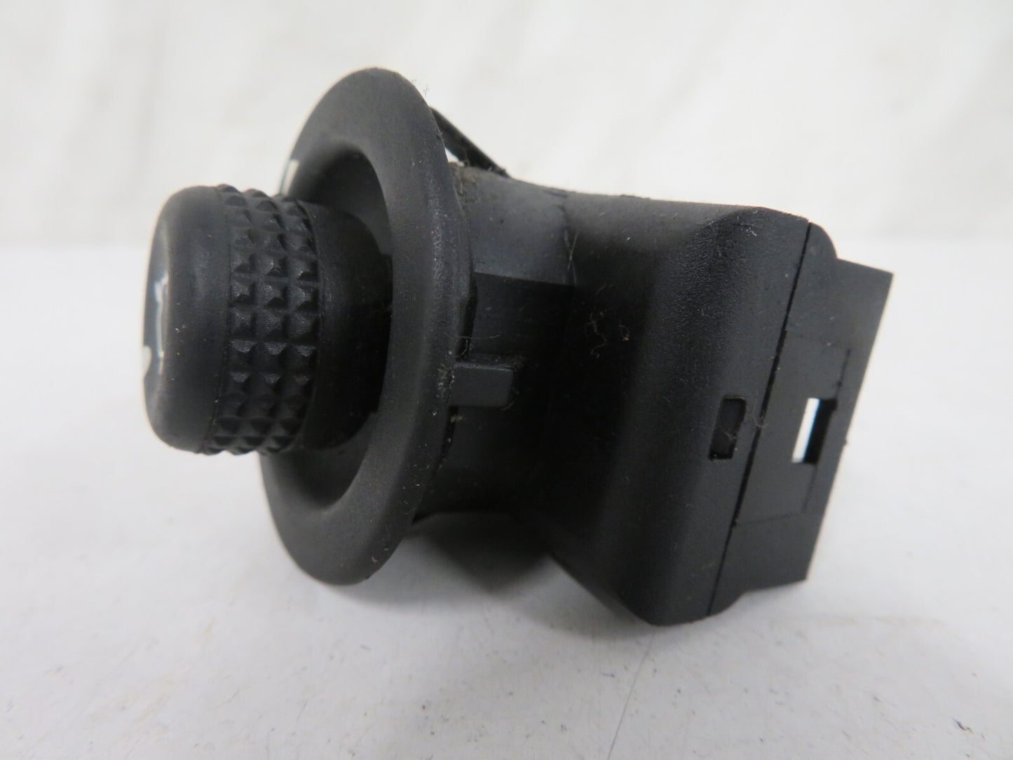 FORD MONDEO MK3 DOOR WING MIRROR CONTROL SWITCH 93BG-17B676-BA 2000-2006 1639-25