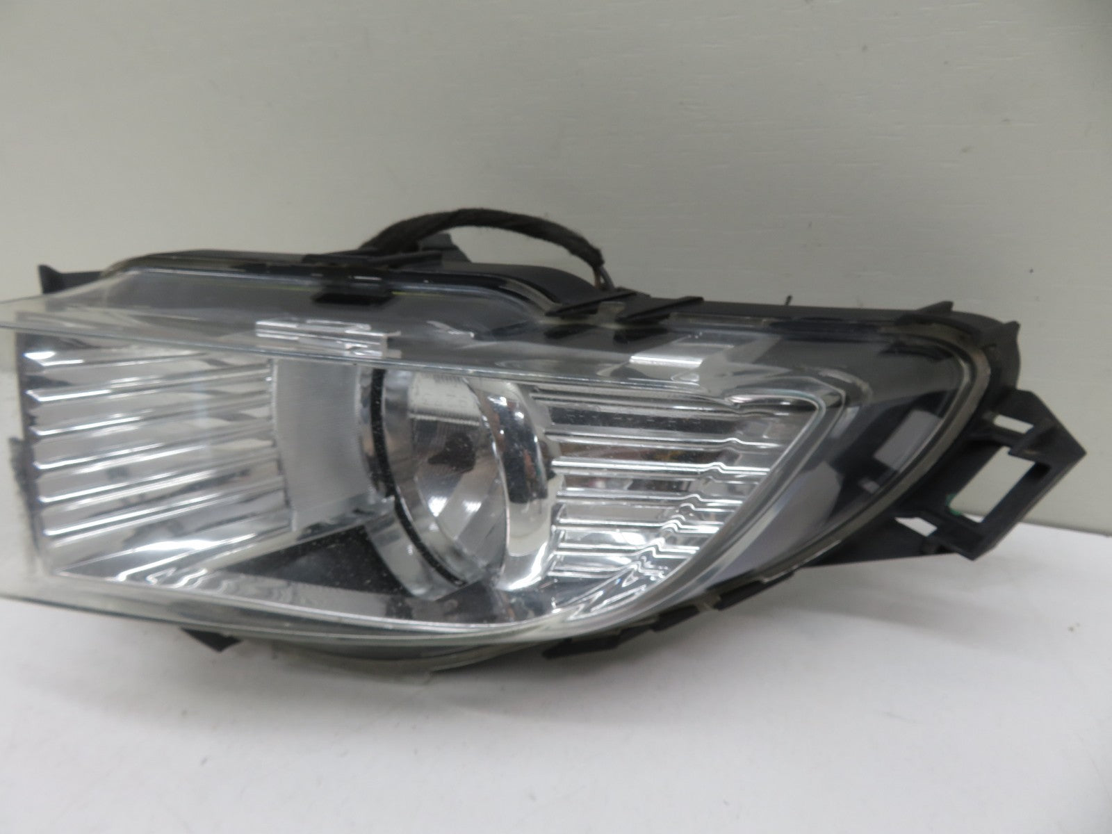VAUXHALL INSIGNIA OS DRIVER FRONT FOG LIGHT 13226829 2008-2013 1155-11