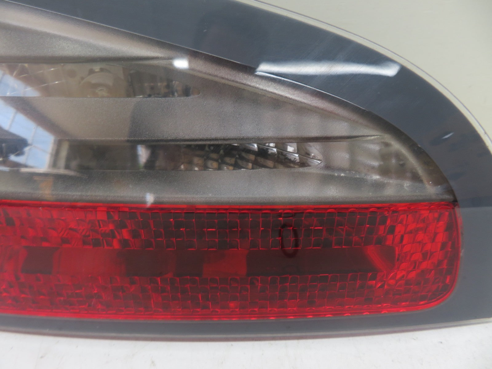 FORD S MAX NS PASSENGER REAR INNER TAIL LIGHT 6M21-13A603-AK 2006-2010 1302-2