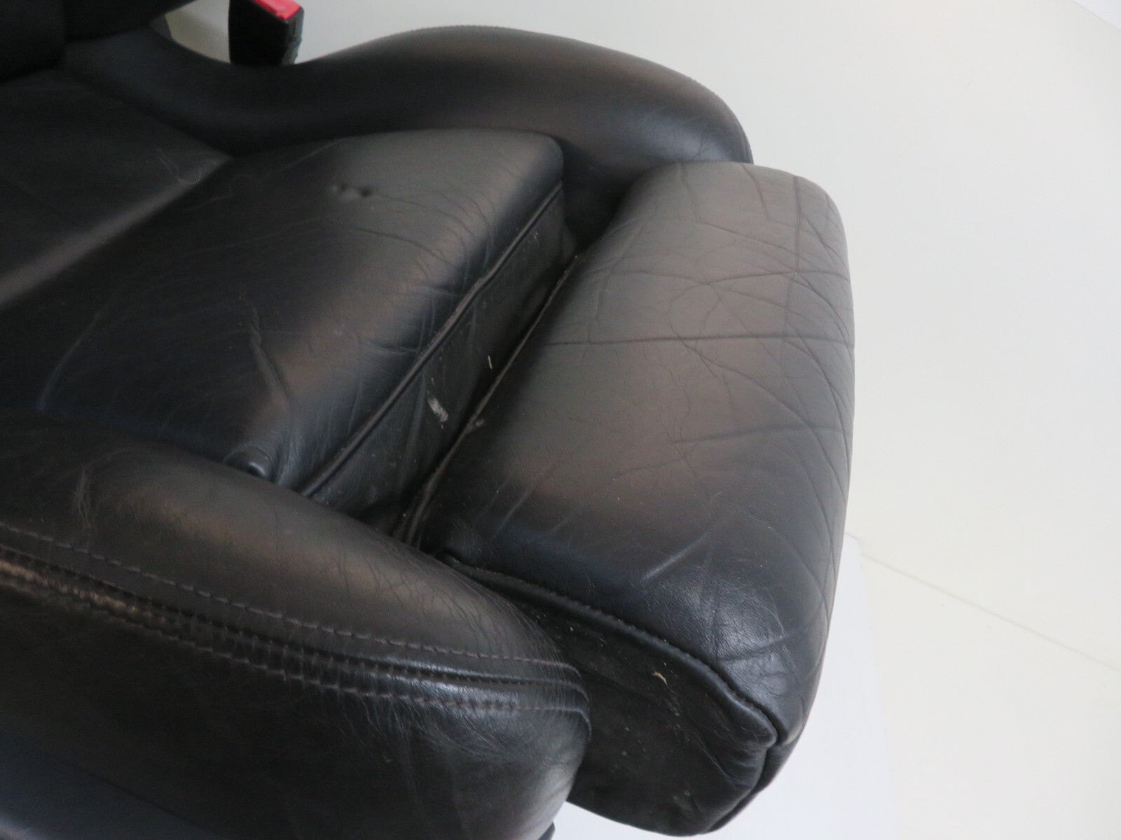 AUDI A8 D2 LEATHER RECARO DRIVER FRONT SEAT  1998-2002