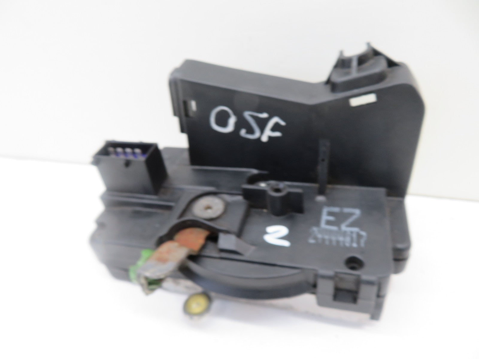 VAUXHALL ZAFIRA A OSF DRIVER DOOR LOCK CATCH 24444817 1999-2005 1353-2