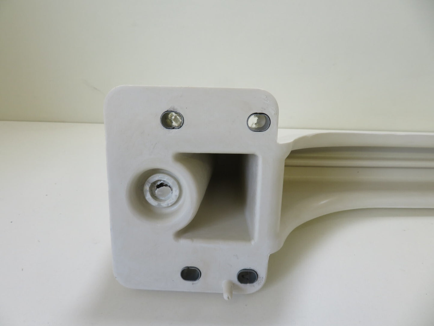 REAR BUMPER REINFORCEMENT BAR PG0611672 FOR PEUGEOT 407 2004-2011