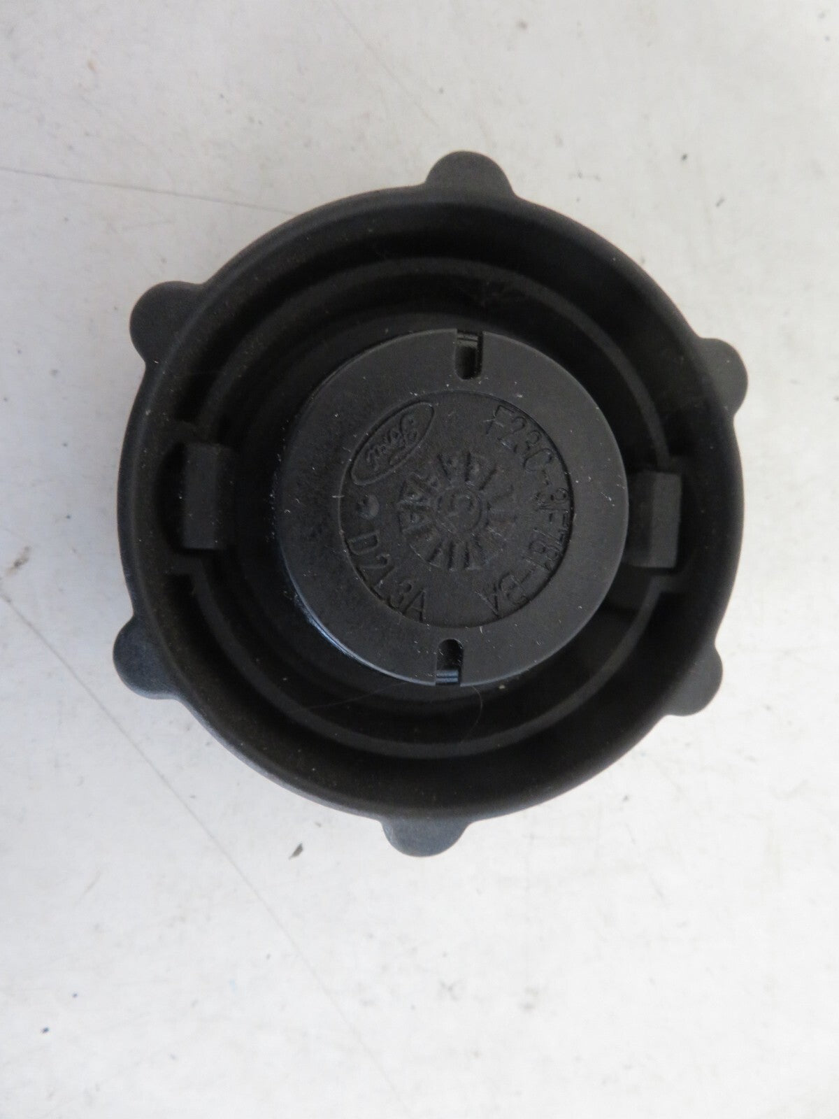 AUDI A8 D2 POWER STEERING FLUID CAP F23C3F781BA 1998-2002 A1636-20