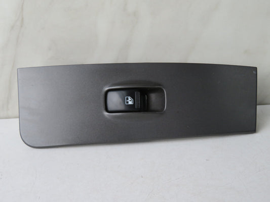 HYUNDAI MATRIX NS PASSENGER WINDOW SWITCH 93580-17100 2001-2006 A1343-5