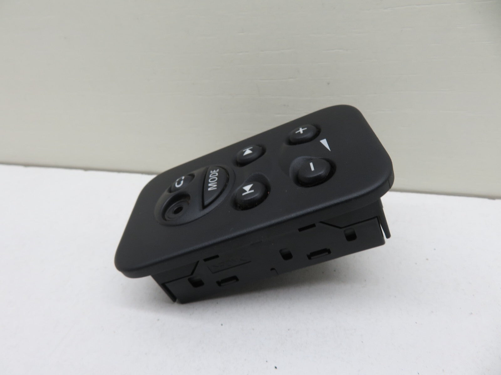 LAND ROVER FREELANDER 2 REAR HEADPHONE CONTROLS 5H22-18K909-BA 2007-2014 1227-13