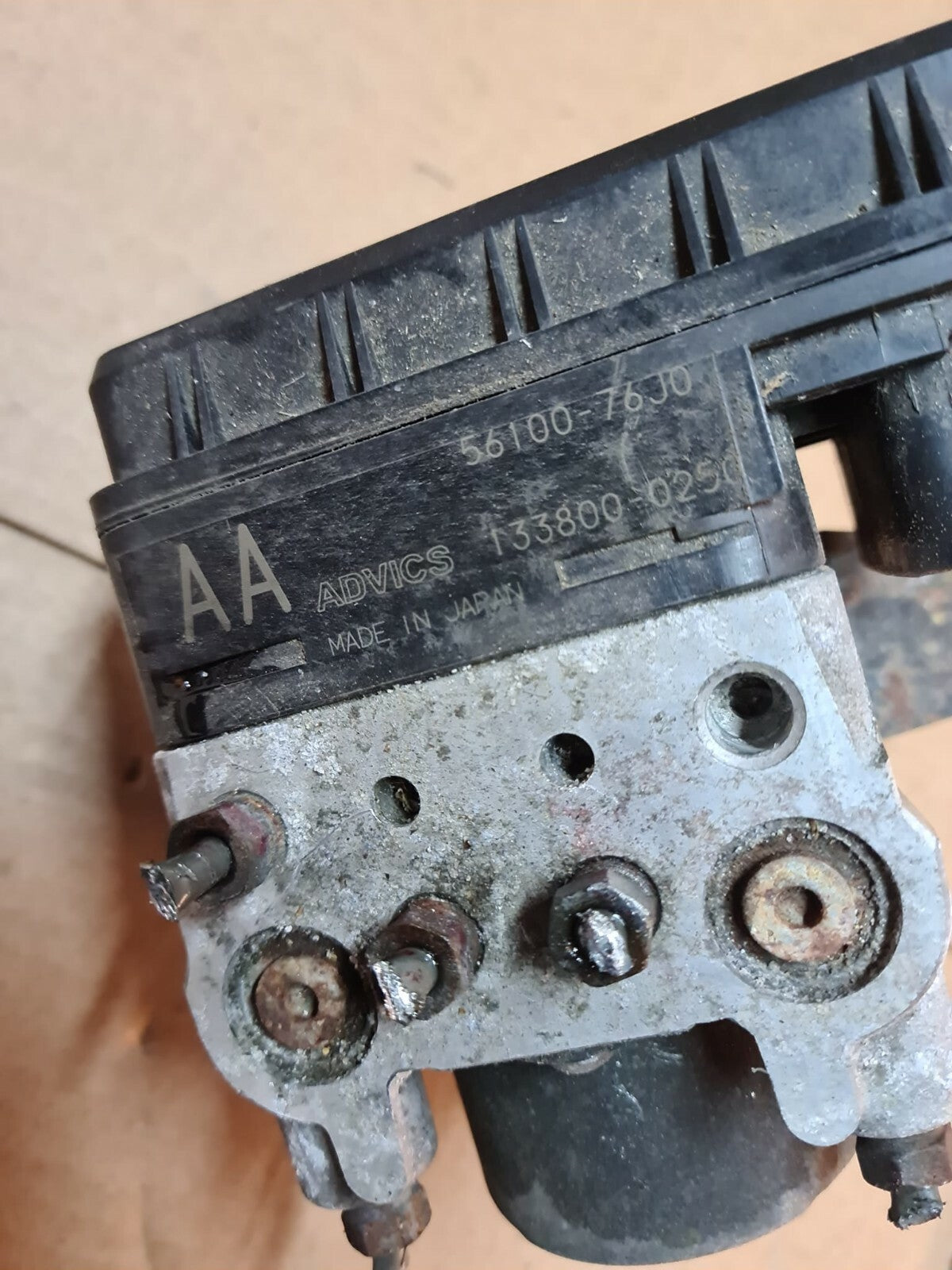 SUZUKI JIMNY ABS PUMP MODULE 56100-76J0 2005-2015 SH55 