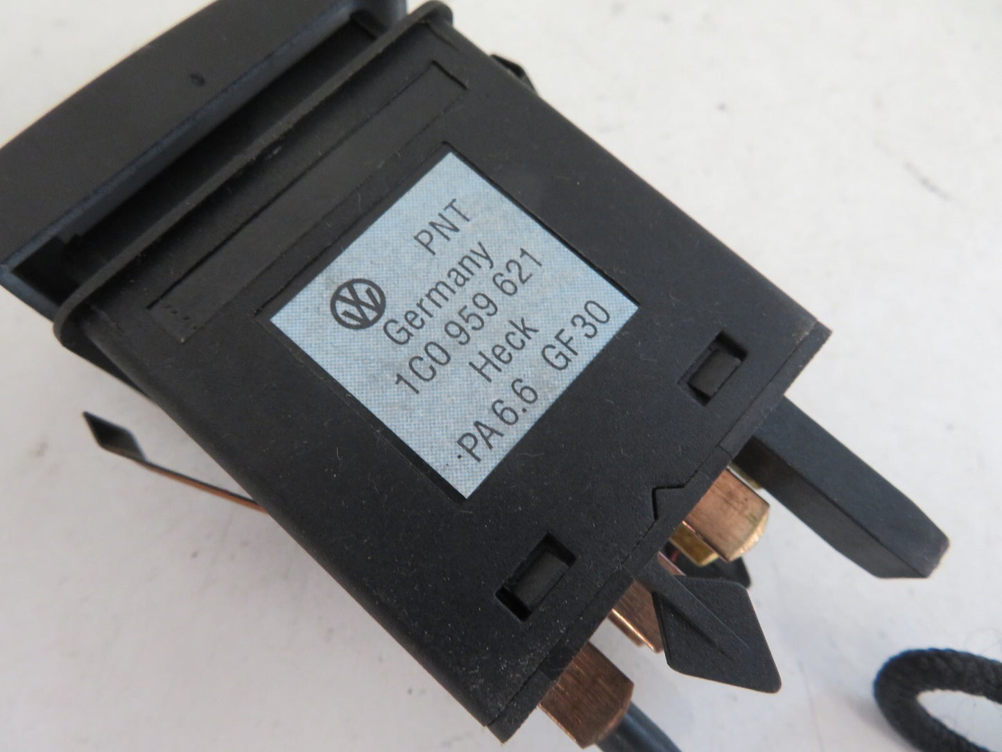 VOLKSWAGEN VW BEETLE REAR WINDSCREEN DEMIST SWITCH 1C0959621 1999-2005 AMS-22