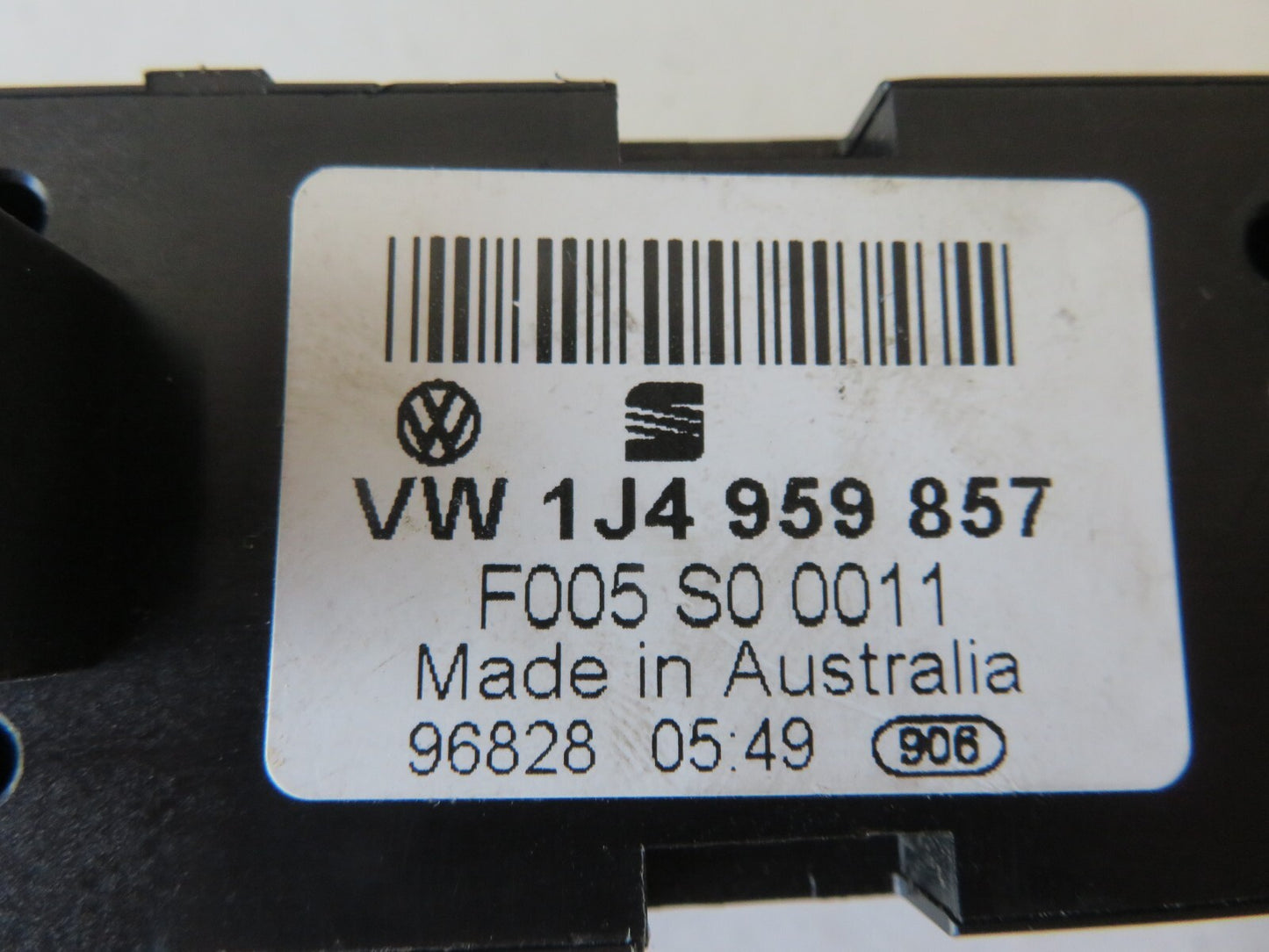 VOLKSWAGEN VW BORA GOLF OS WINDOW SWITCHES 1J4959857 1998-2004 AMS1036-2