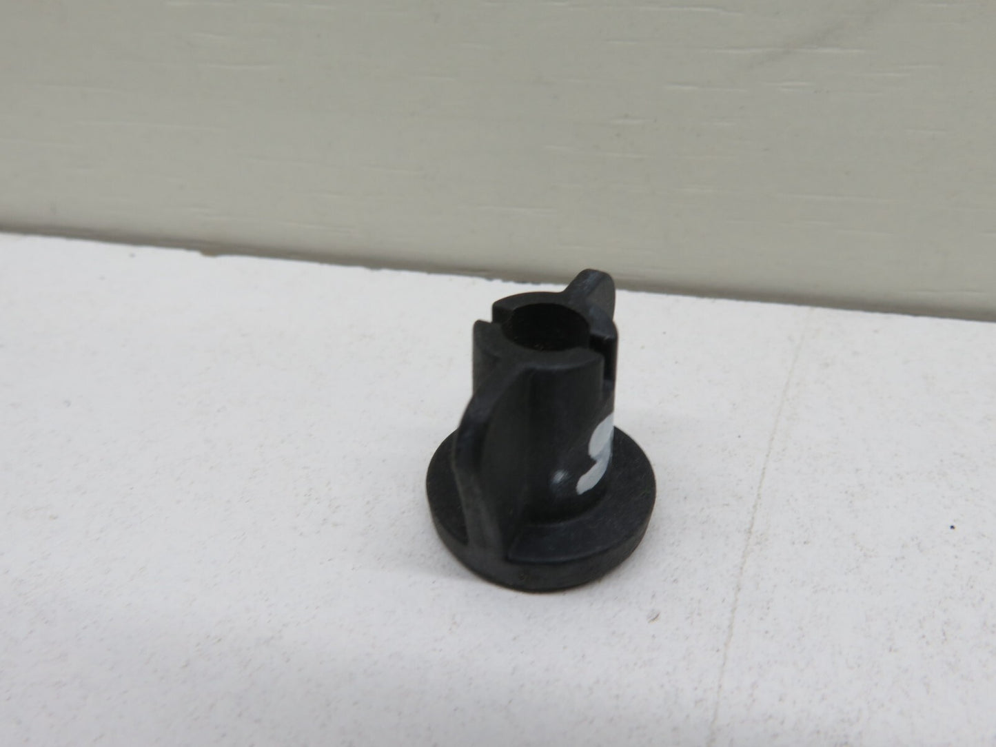 FORD SMAX REAR INNER LIGHT FIXING 2006-2014 1802-36