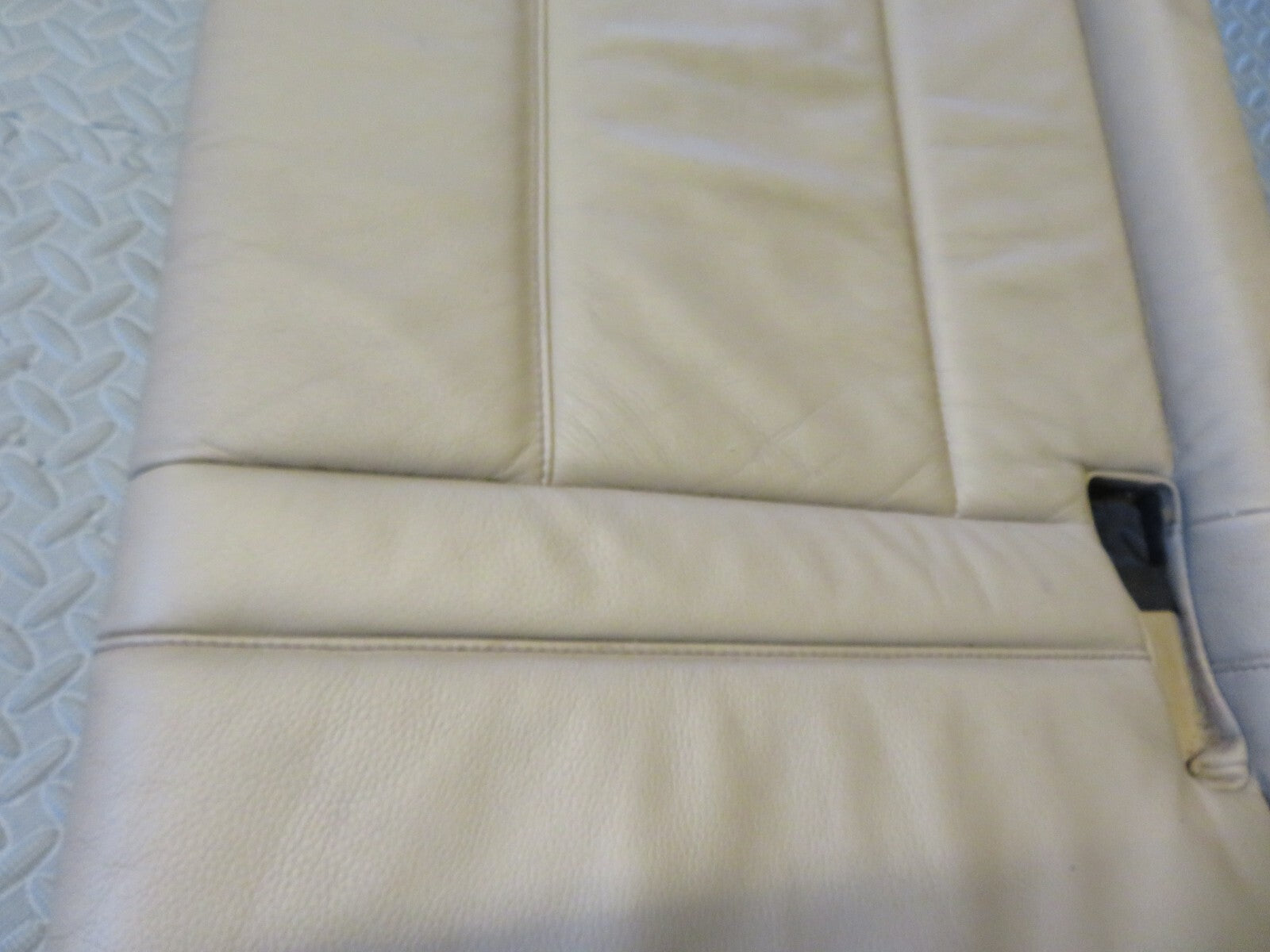 BMW X5 E53 REAR LEATHER SEAT BASE BEIGE CREAM 2000-2006