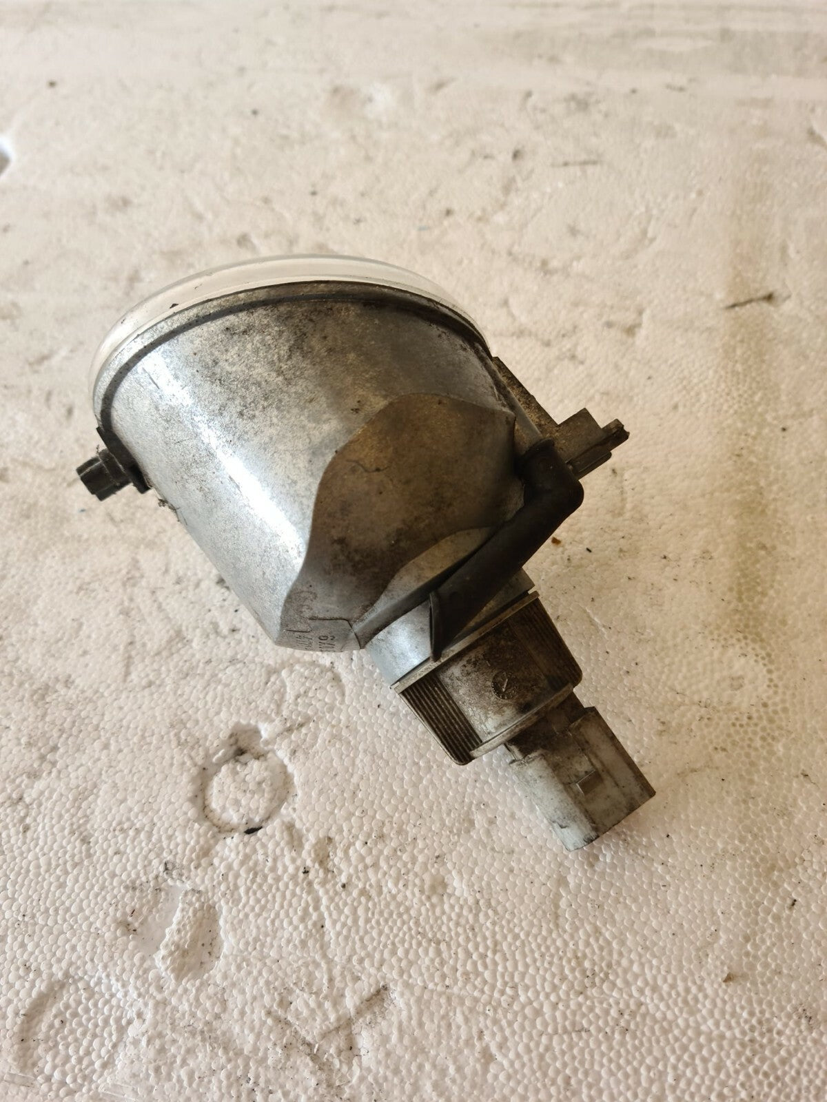 VOLKSWAGEN VW OS DRIVER SIDE FRONT FOG LIGHT 1998-2005 A16