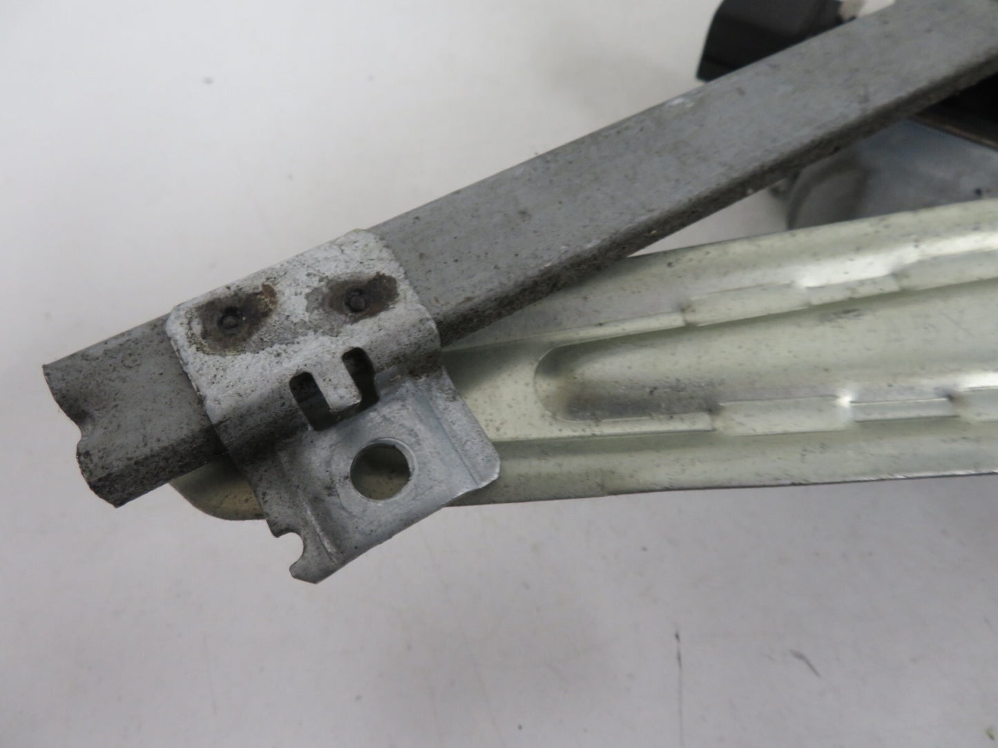 PEUGEOT 4007 NSR WINDOW REGULATOR 2007-2012 1630-15