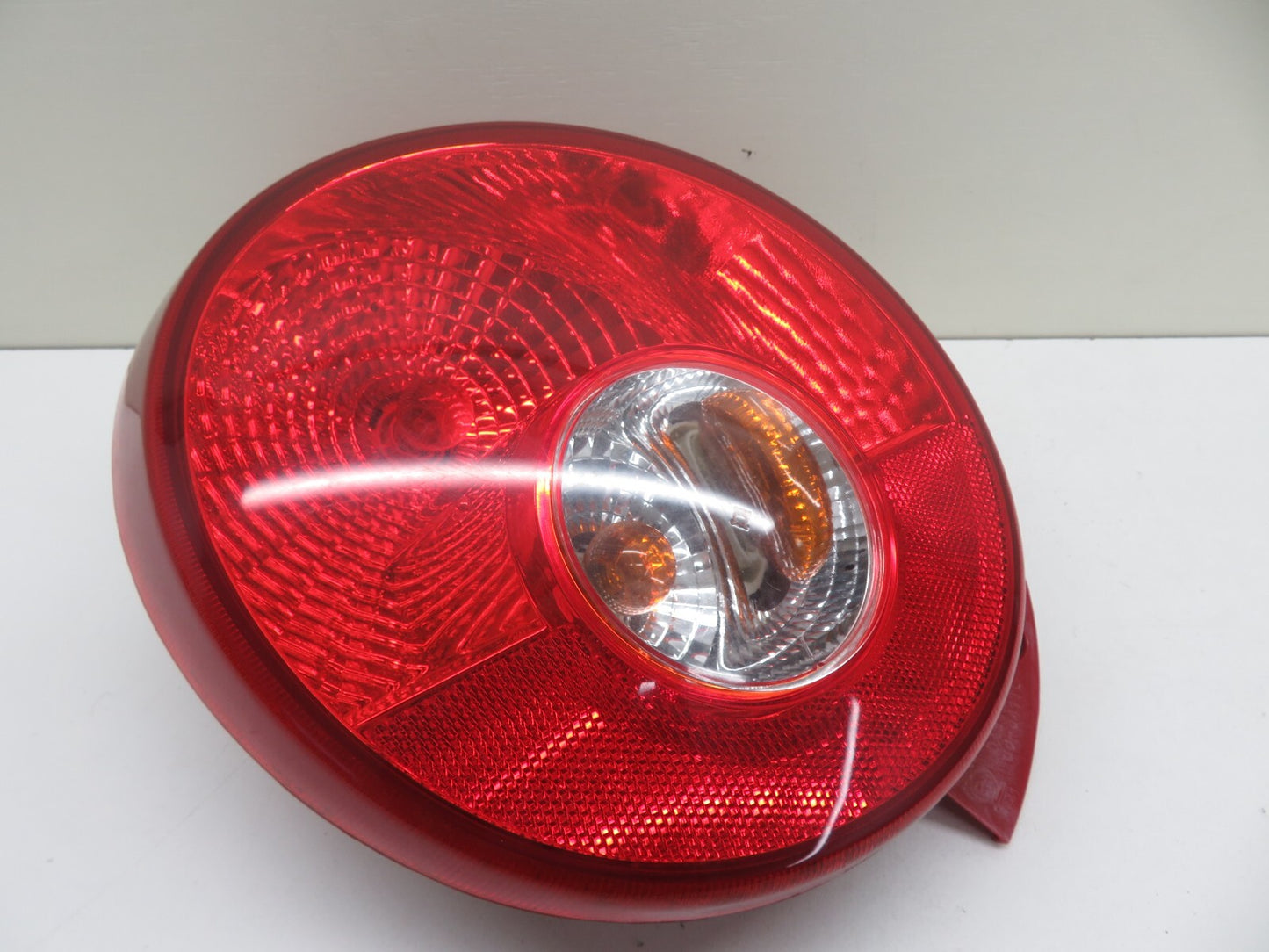 CHEVROLET NS PASSENGER REAR TAIL LIGHT 2005-2010 1228-3