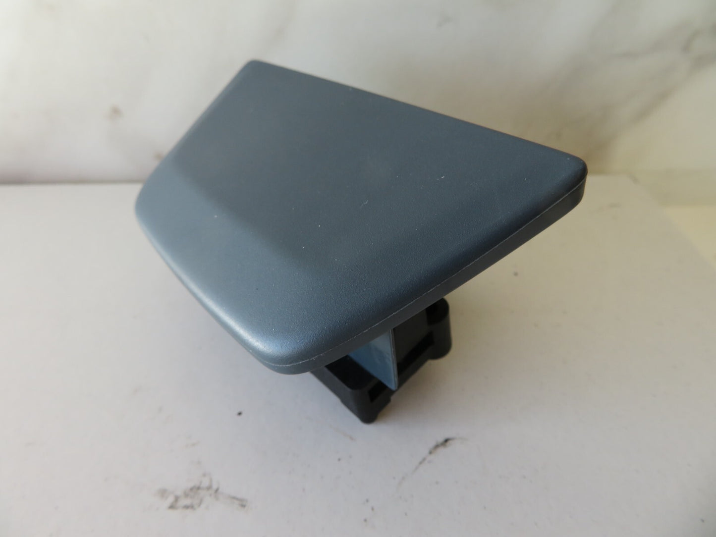 FORD KA GLOVE BOX HANDLE 2008-2016 AMS1625