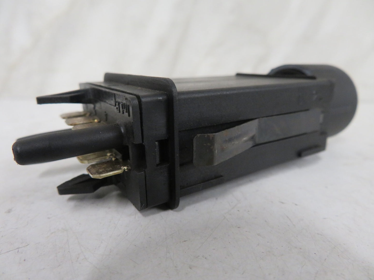 AUDI TT MK1 REAR WINDOW DEMIST SWITCH 8N0941503B 1999-2006 1424-7